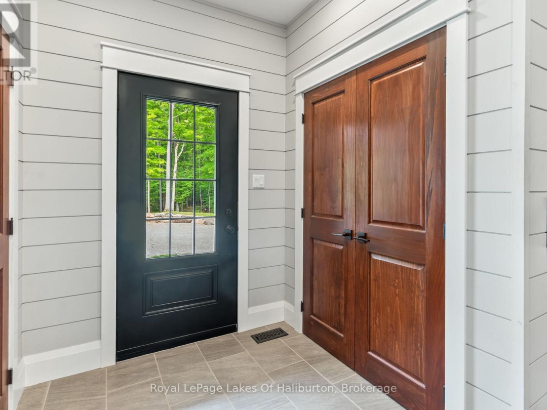 1143 TRILLIUM TRAIL, Loon Lake