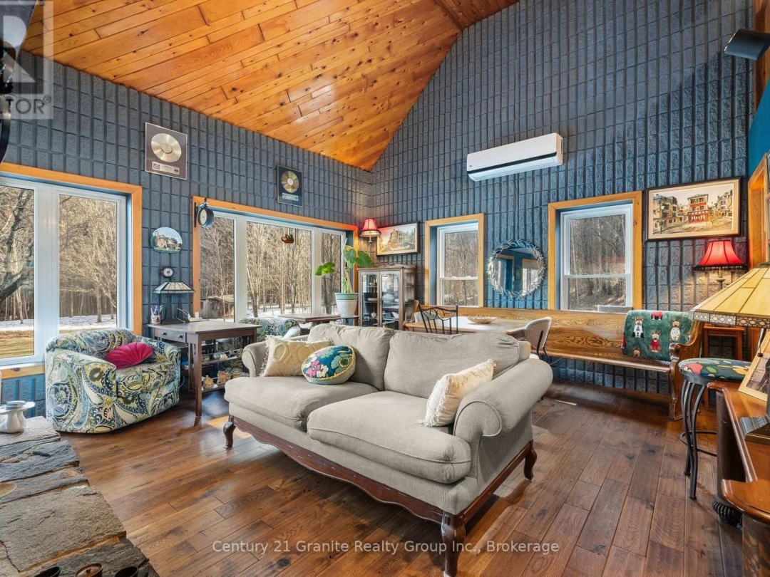 1093 KUSHOG LAKE ROAD, Minden Hills (Minden)