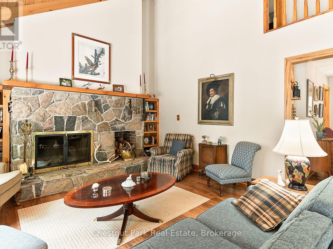 1669 NEWTON STREET, Redstone Lake