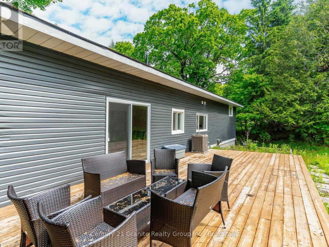 1630 KASHAGAWIGAMOG LAKE ROAD, Minden Hills (Minden)
