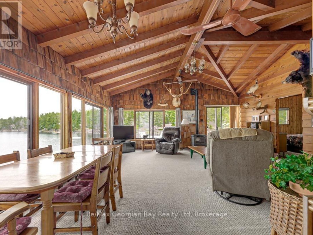 15SR405 SEVERN RIVER SHORE, Severn River