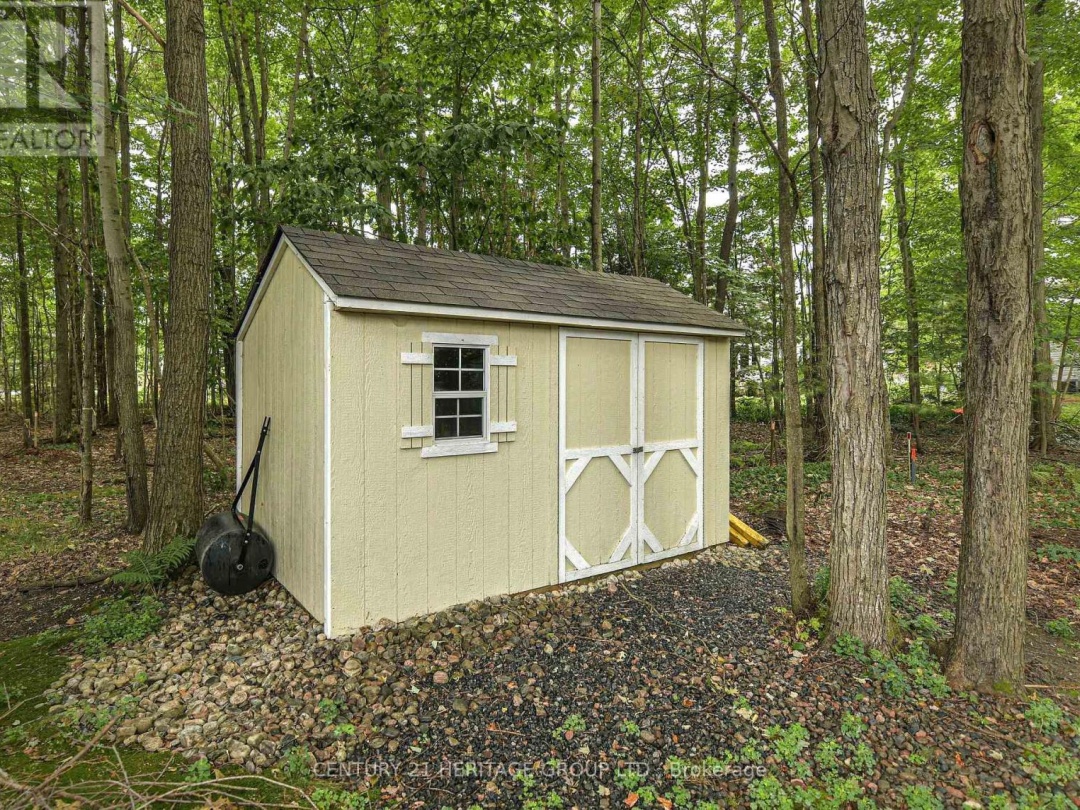 130 HEDGEWOOD LANE, Gravenhurst (Muskoka (S))