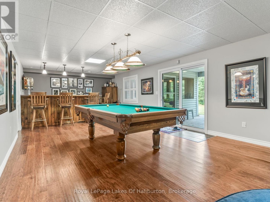 1030 SAWDUST ROAD N, 