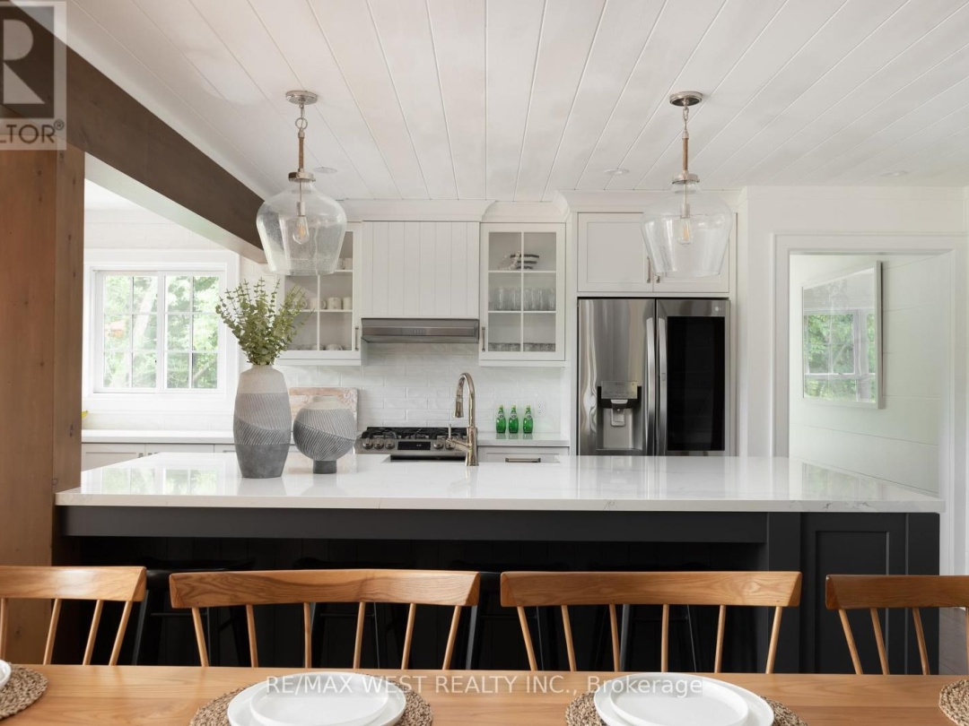 1078 WOODWINDS ROAD, Lake Muskoka