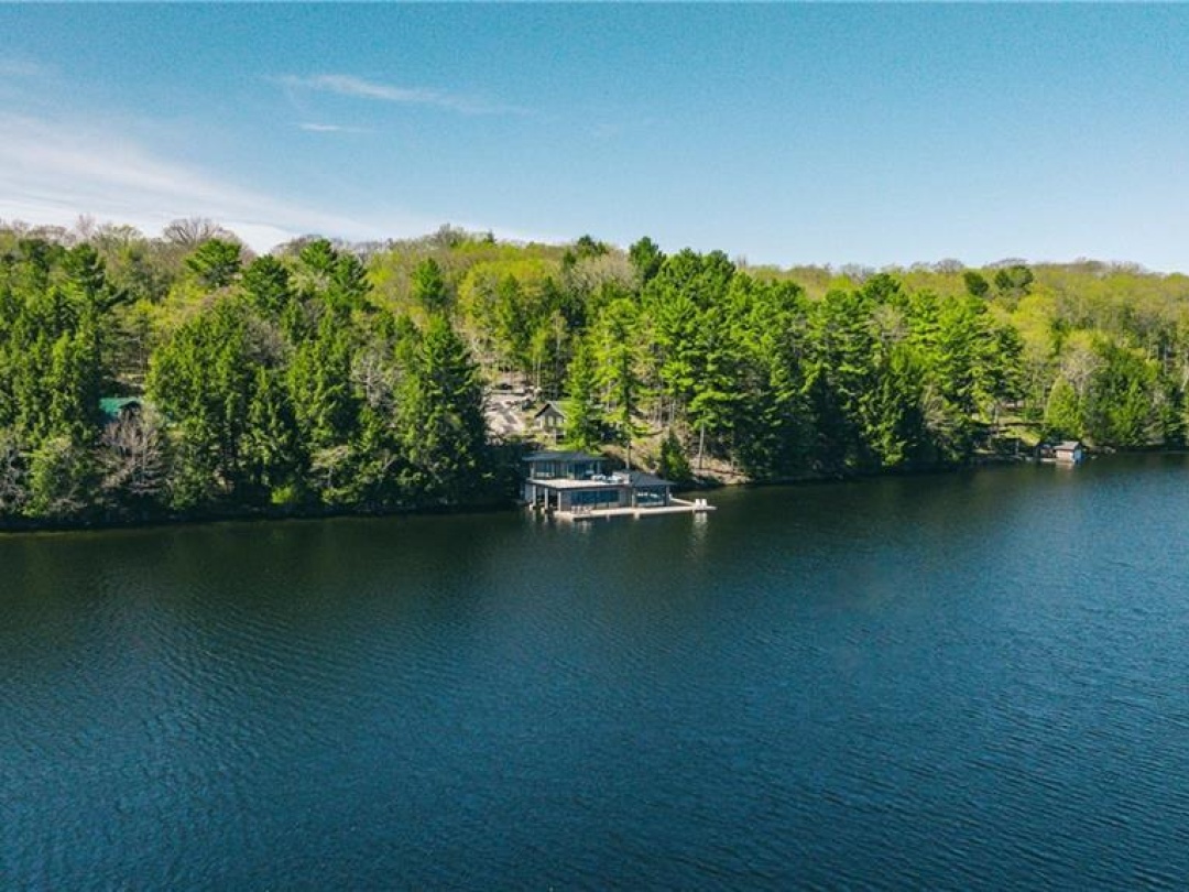 1476 Peninsula Road Unit# 2, Lake Rosseau