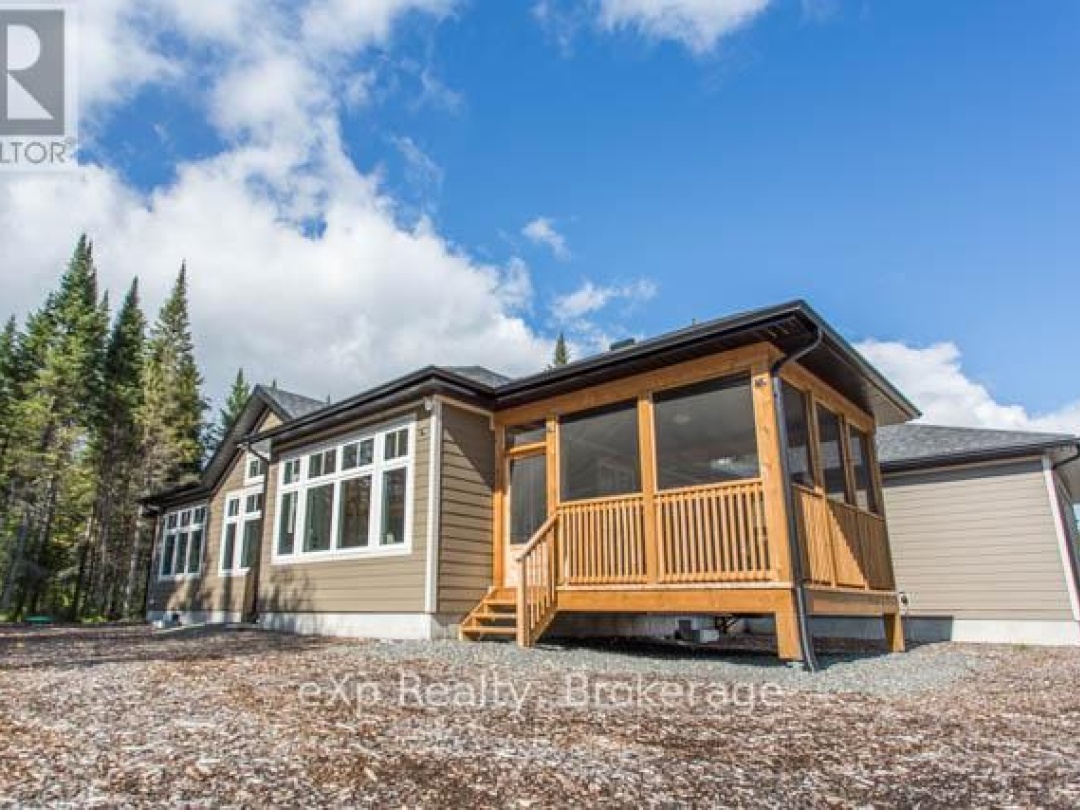 40 - 1052 GREENSVIEW DRIVE, 