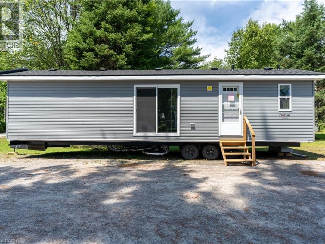 85 HUTCHINSON BEACH Road Unit# B56, Deer Lake