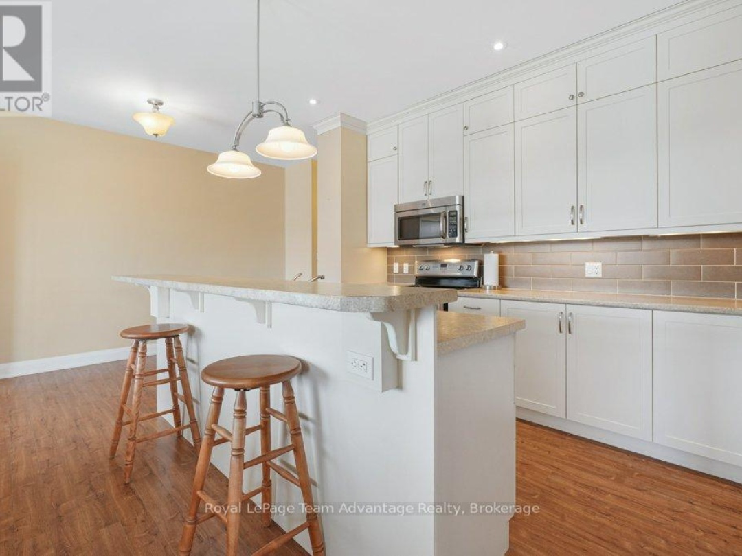 301 - 20A SILVER BIRCH COURT, Parry Sound