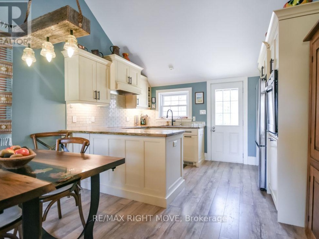 347 OLD MUSKOKA ROAD, Orillia