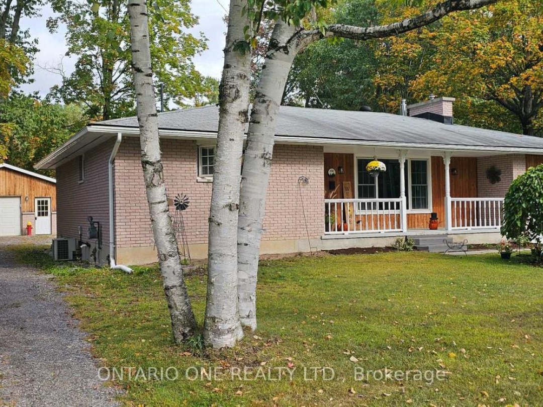 550 MUSKOKA BEACH ROAD, 