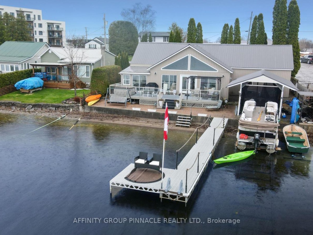 14 ORIOLE ROAD, Cameron Lake