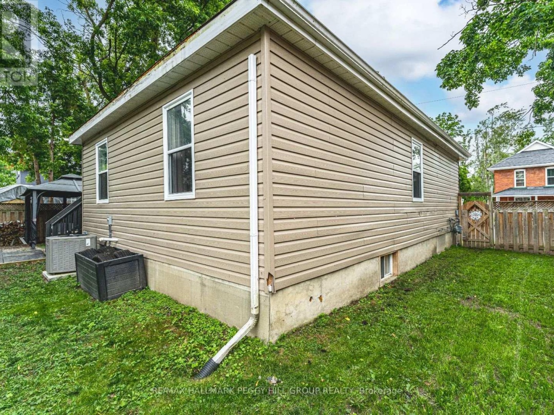 142 DUFFERIN STREET, 