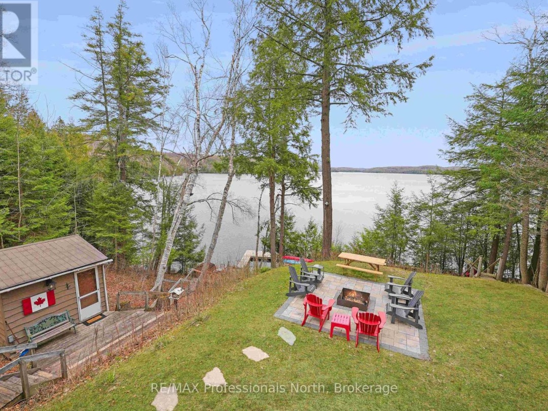 1110 MISKWABI LAKE ROAD, Miskwabi Lake