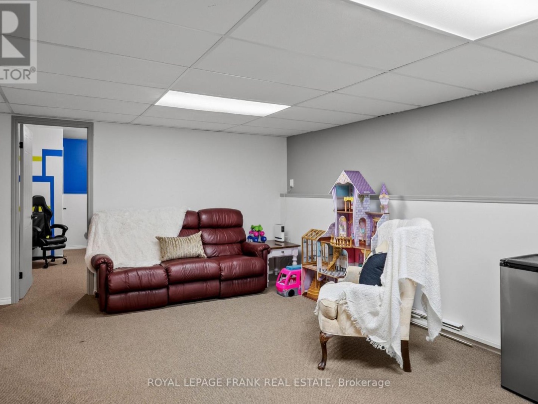 21 BIRCH CRESCENT, Kawartha Lakes (Bobcaygeon)