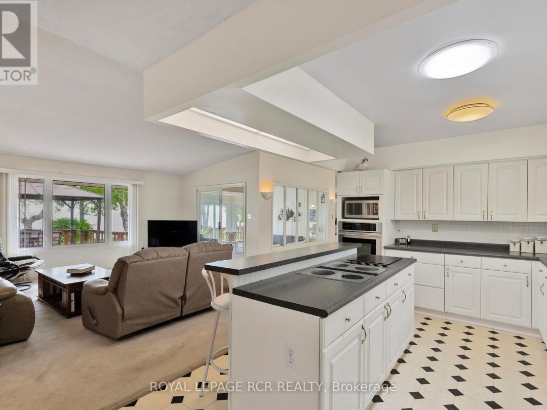 5 PARK LANE, Lake Simcoe
