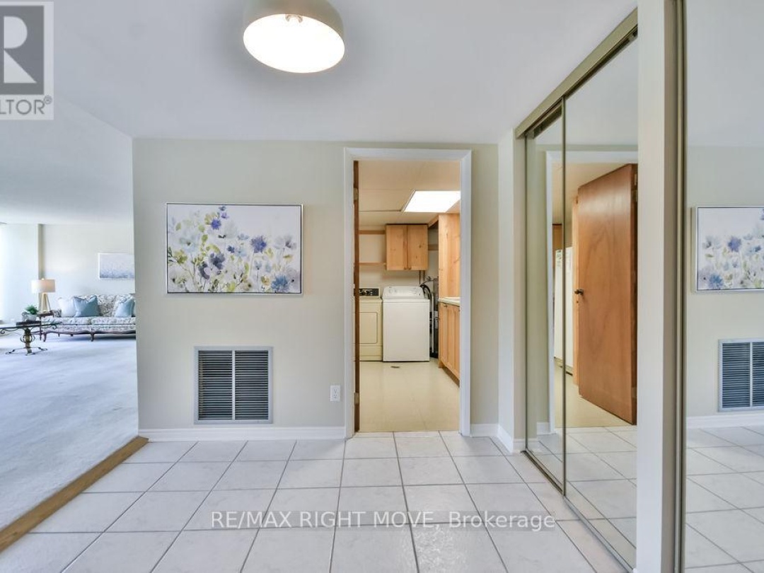 101 - 95 MATCHEDASH STREET N, 