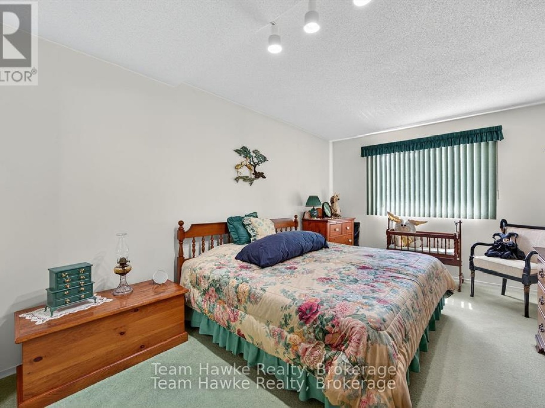 203 WOODLANDS AVENUE, 