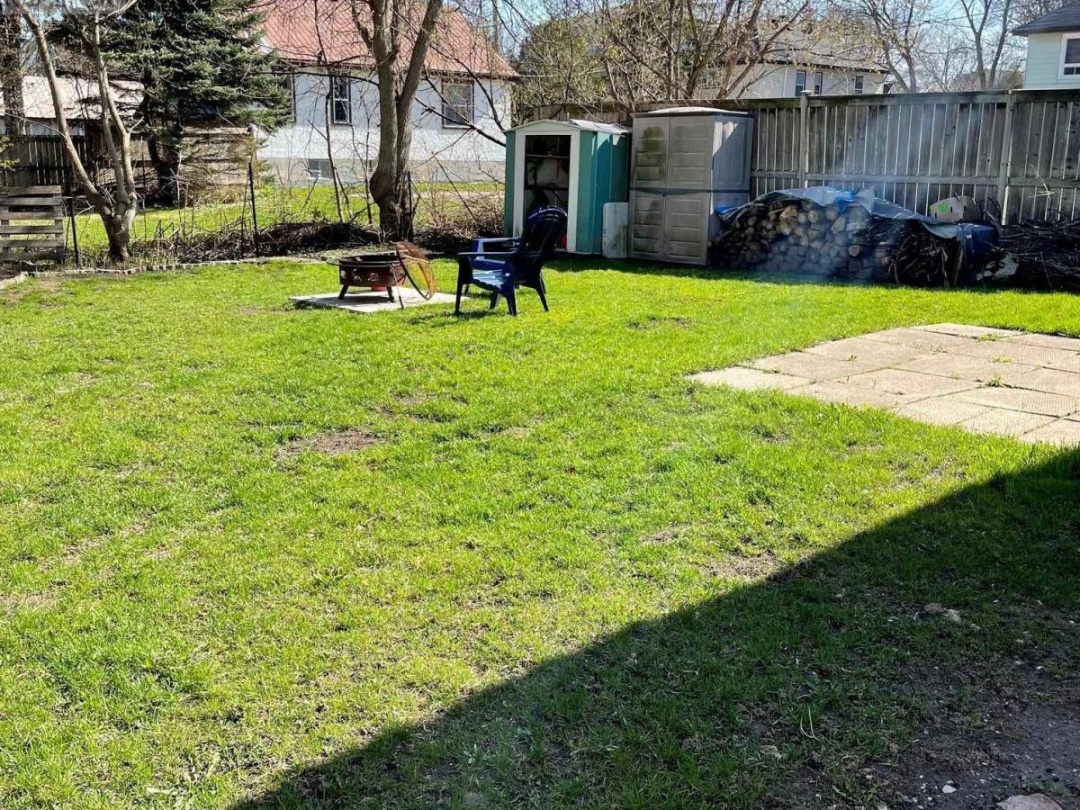 143 COLBORNE STREET W, Orillia