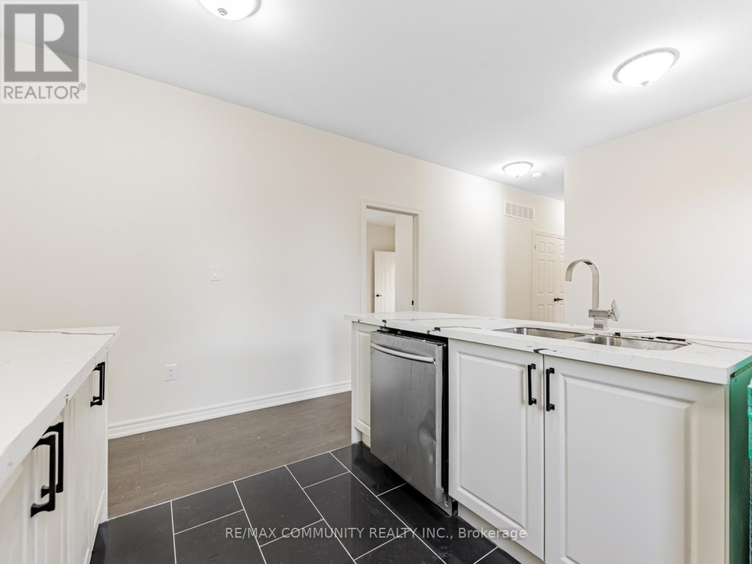 506 SIMCOE STREET, 