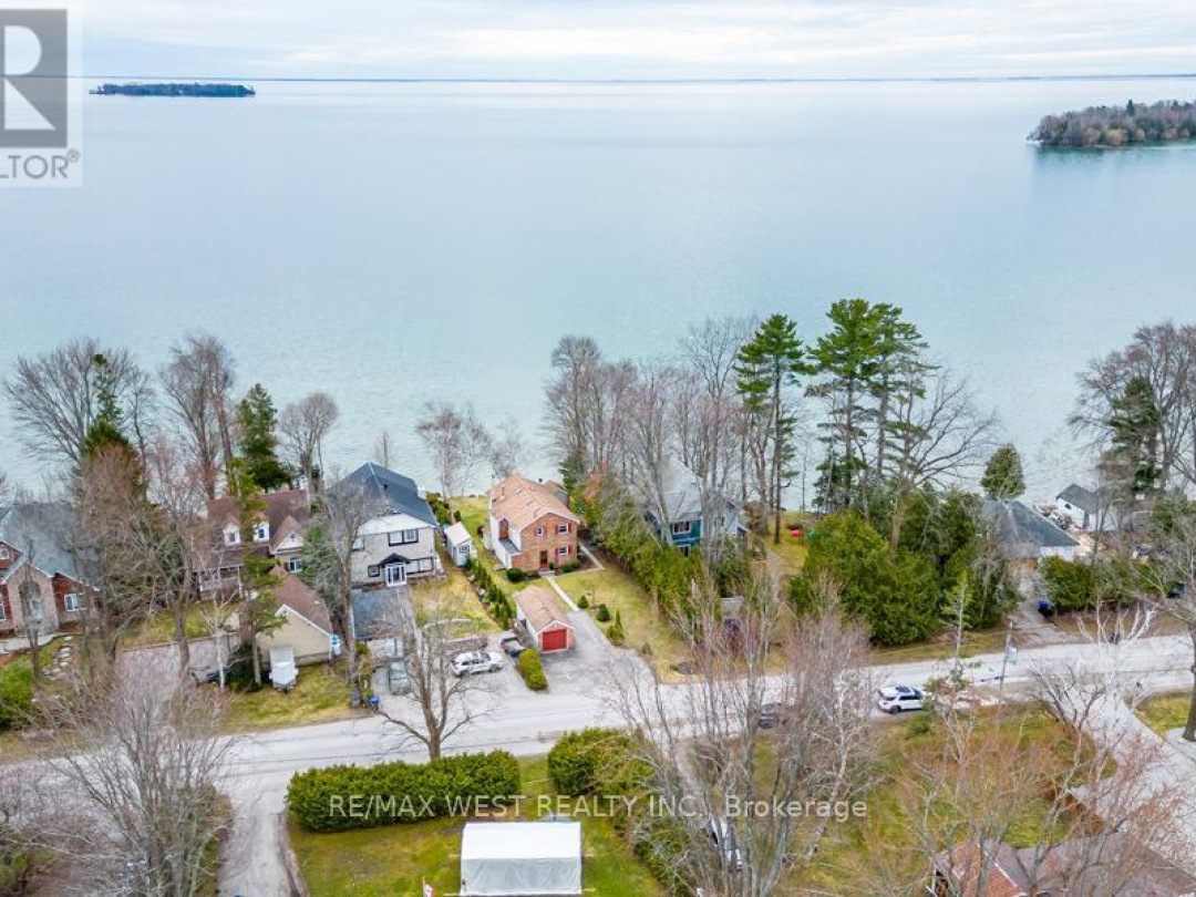 4669 ANDERSON AVENUE, Lake Simcoe