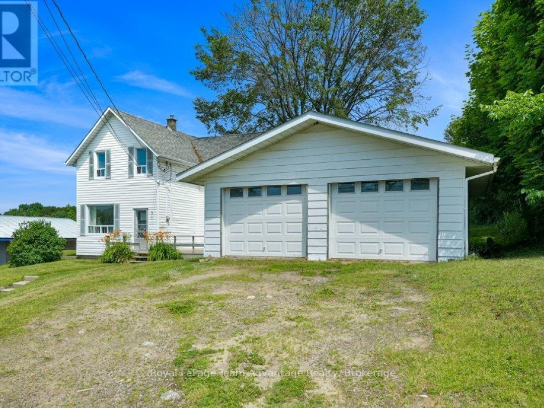 76 BOWES STREET, Parry Sound