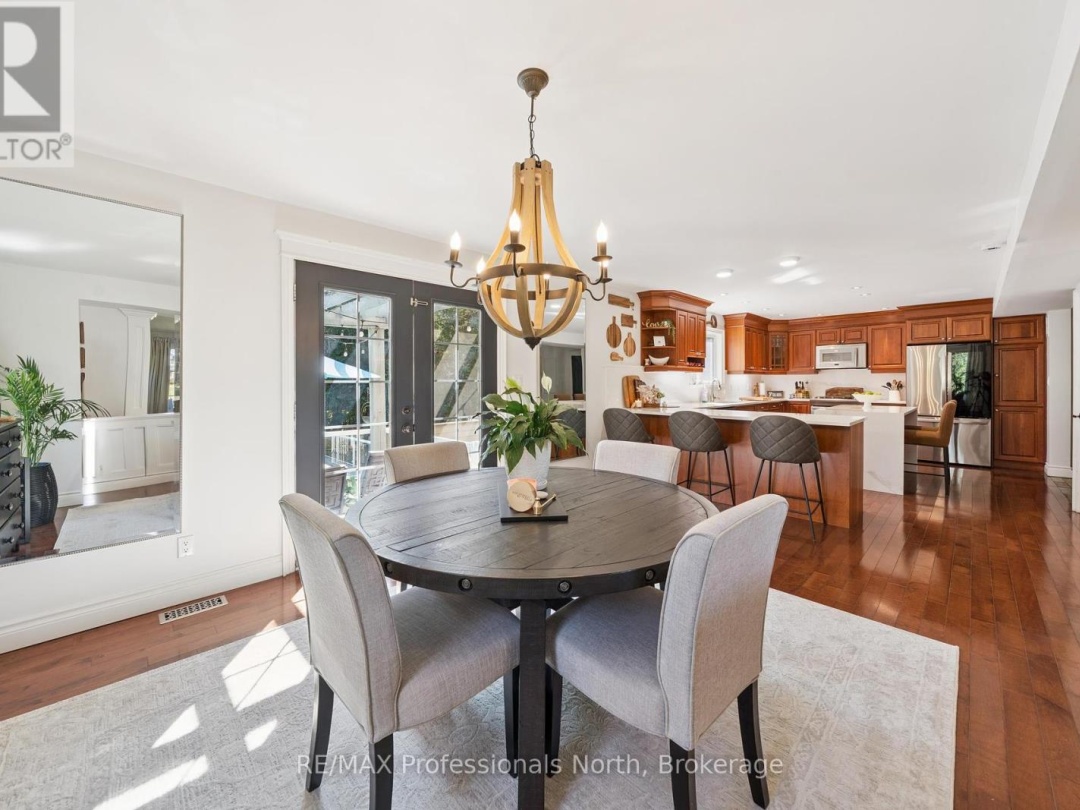 23 THOMAS CRESCENT, 
