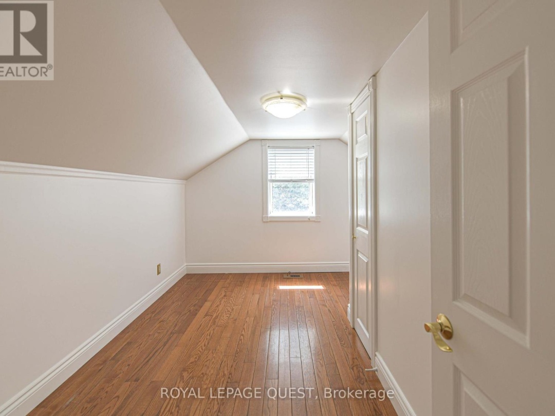 1046 SOUTHWOOD ROAD, Gravenhurst (Morrison)