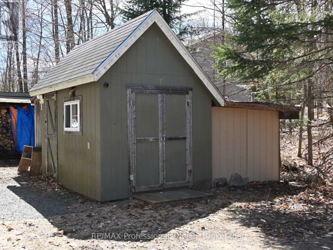 351 CHUB LAKE ROAD, Huntsville (Brunel)