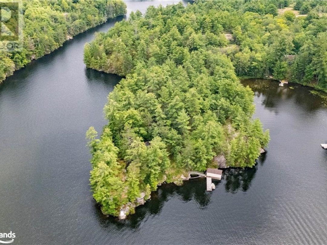 1375 Gull Lake, Gull Lake