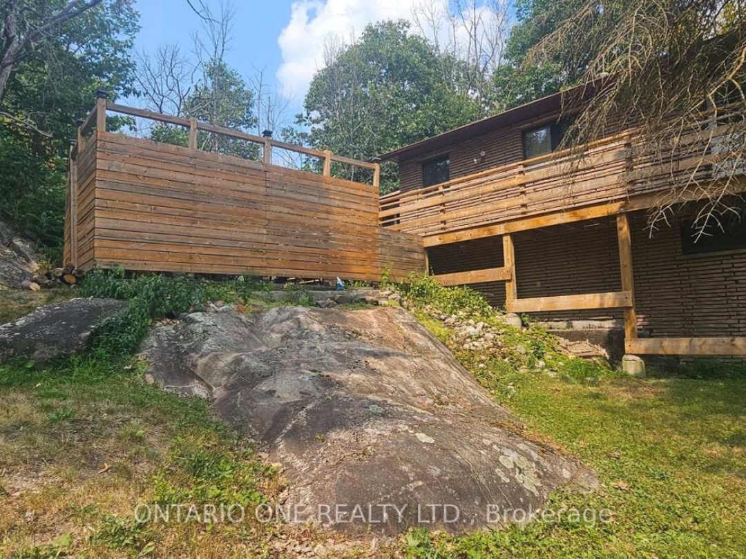 1045 COWBELL LANE, 