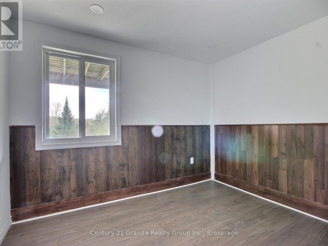 1037 ANDEK TRAIL, Salerno Lake