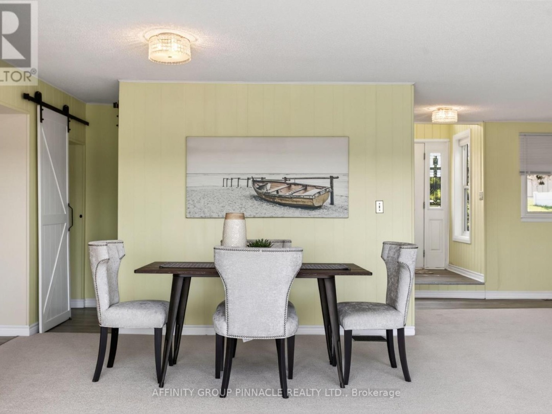 14 ORIOLE ROAD, Cameron Lake