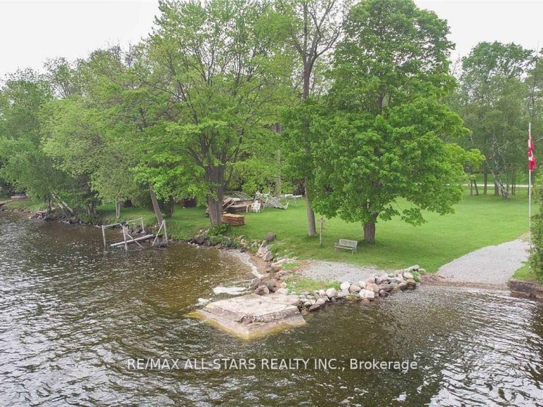 29 STINSONS BAY ROAD, Sturgeon Lake