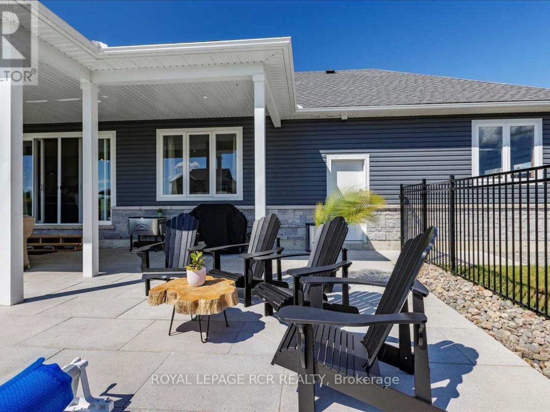 3 NIPIGON STREET, Sturgeon Lake