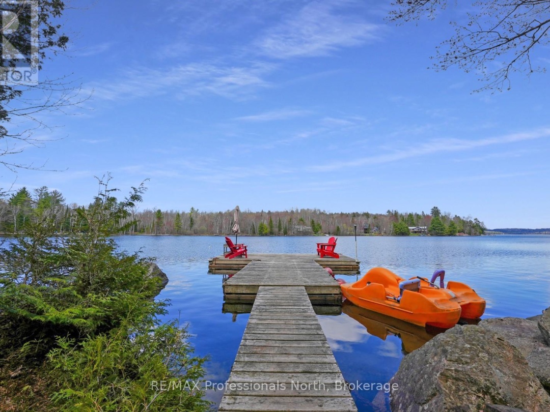 1017 DUNN ROAD, Haliburton Lake