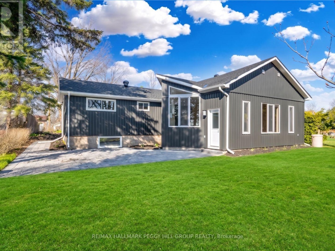 386 PETER STREET N, Orillia