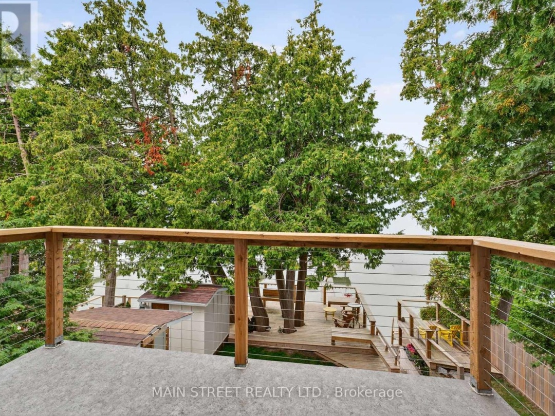 142 CEDAR BEACH ROAD, Lake Simcoe