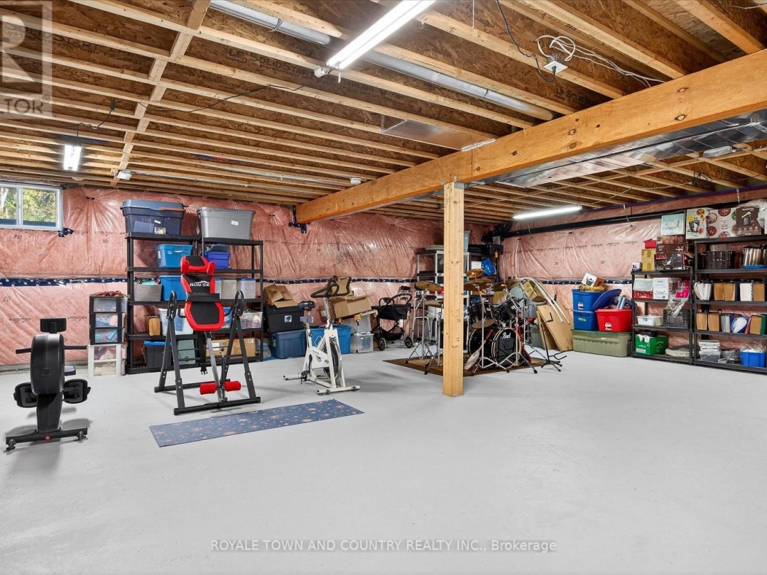 9 LYTLE LANE, 