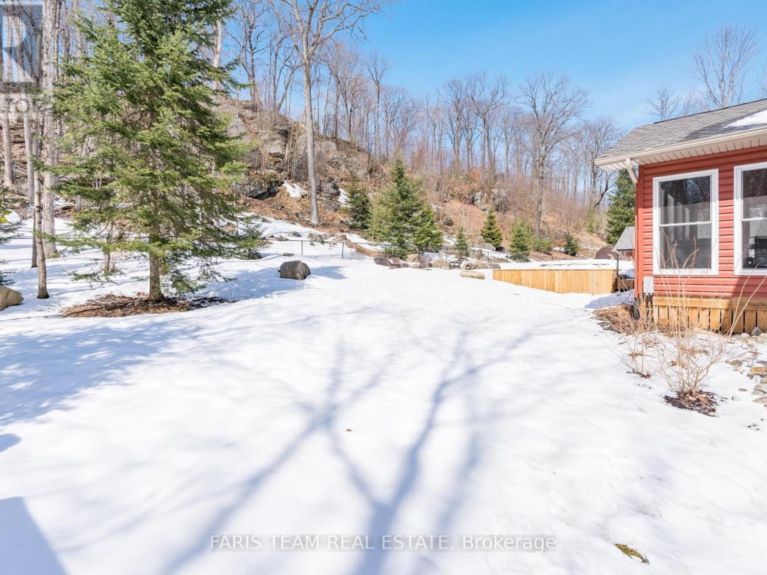 156 Deerfoot Trail, Huntsville (Brunel)