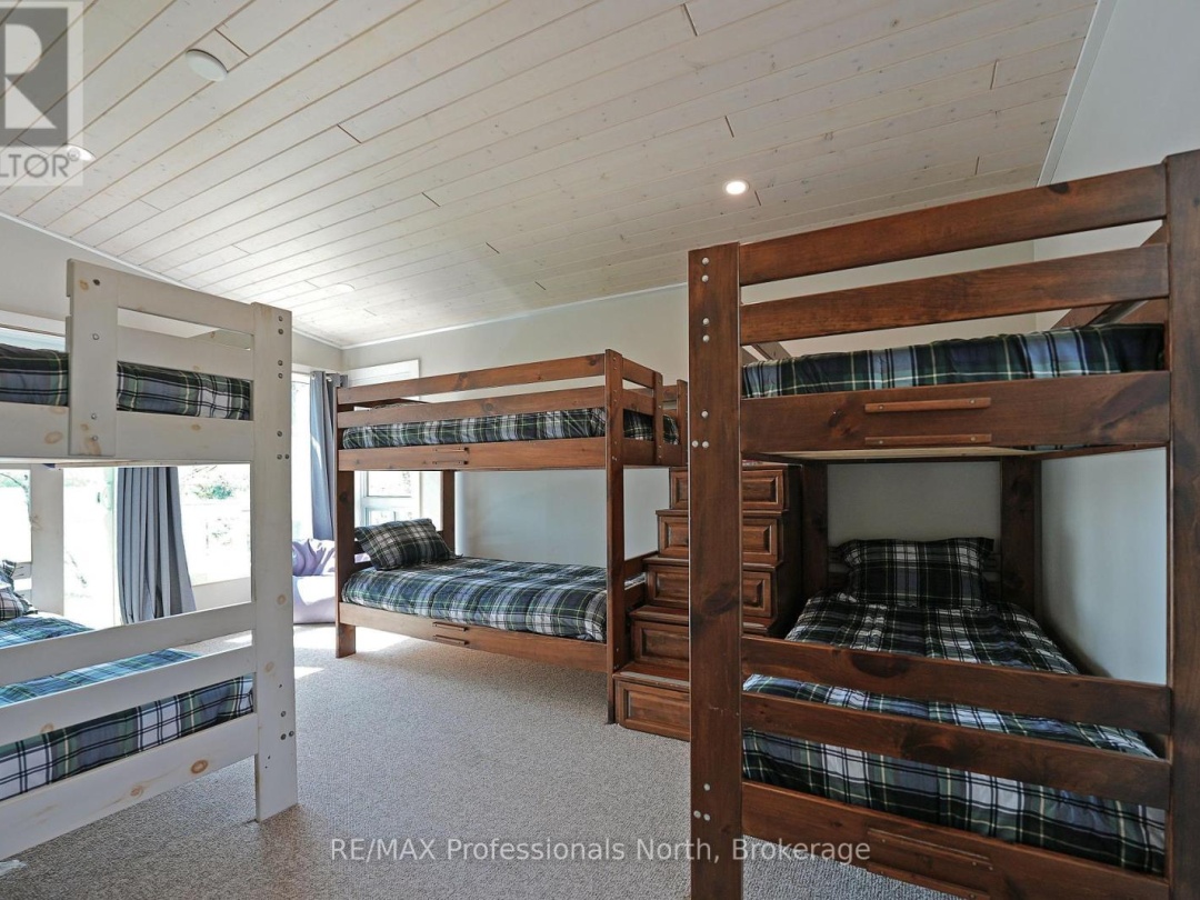 13914 HWY 35, Mountain Lake