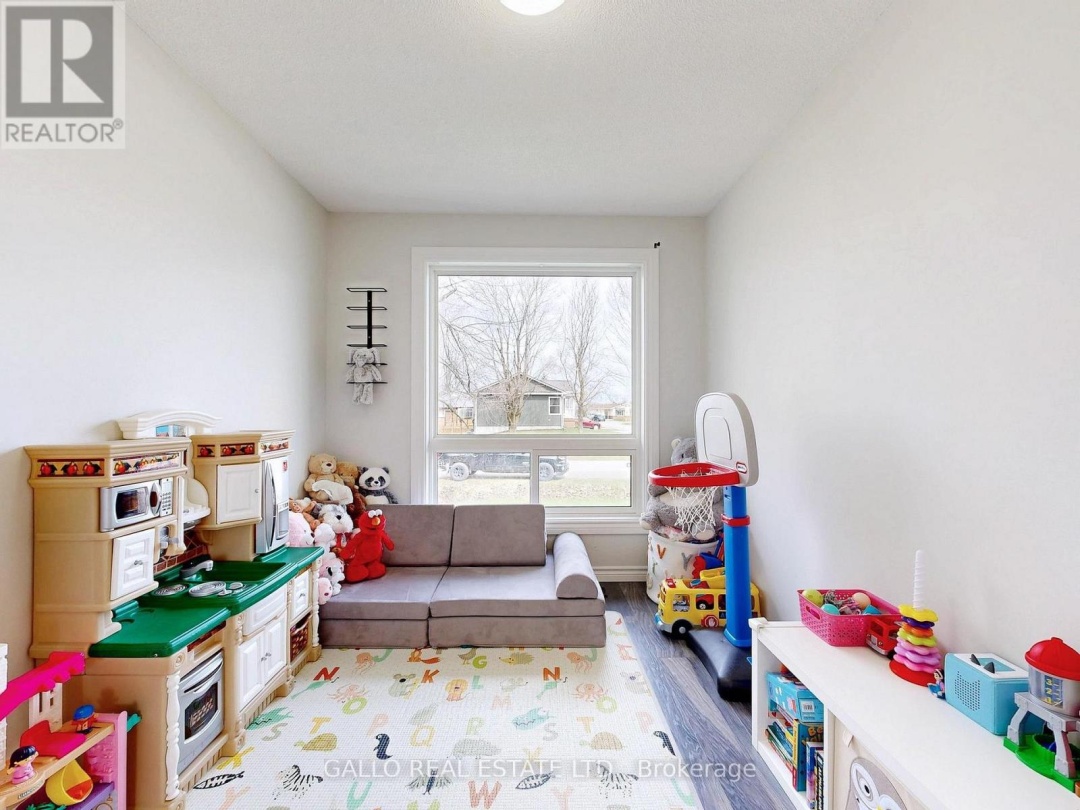 630 HIGHLAND CRESCENT, Brock (Beaverton)