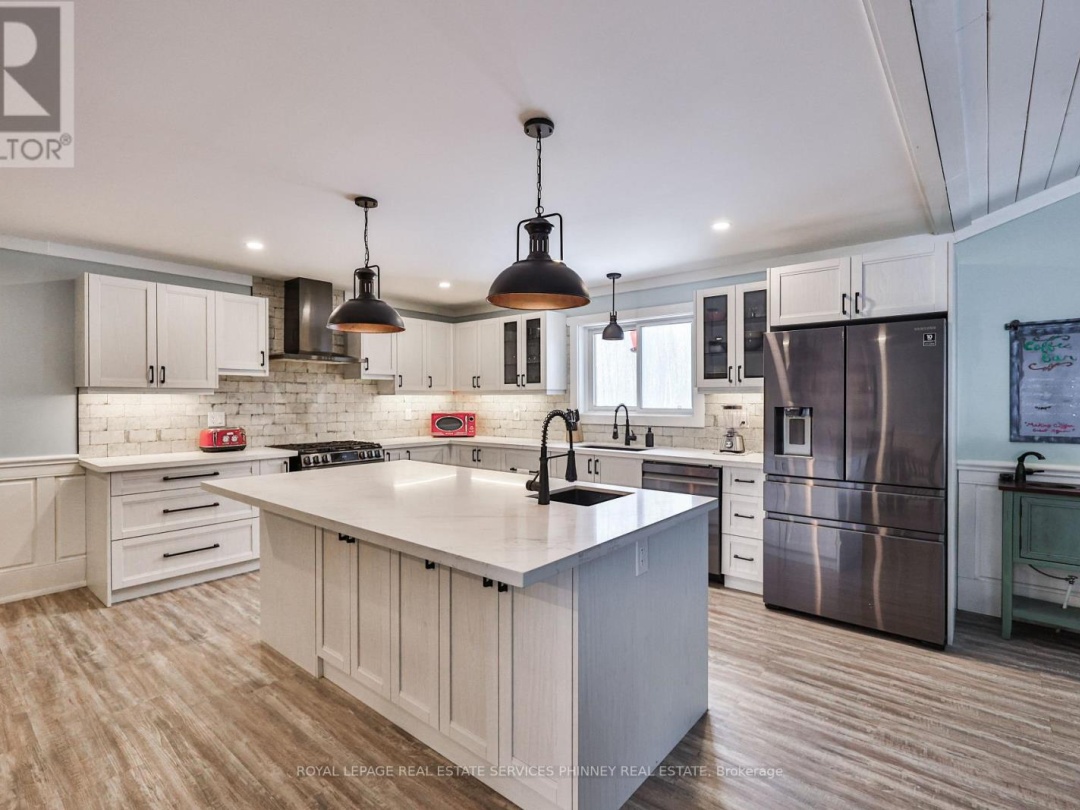 1068 XAVIER STREET, Gravenhurst (Morrison)