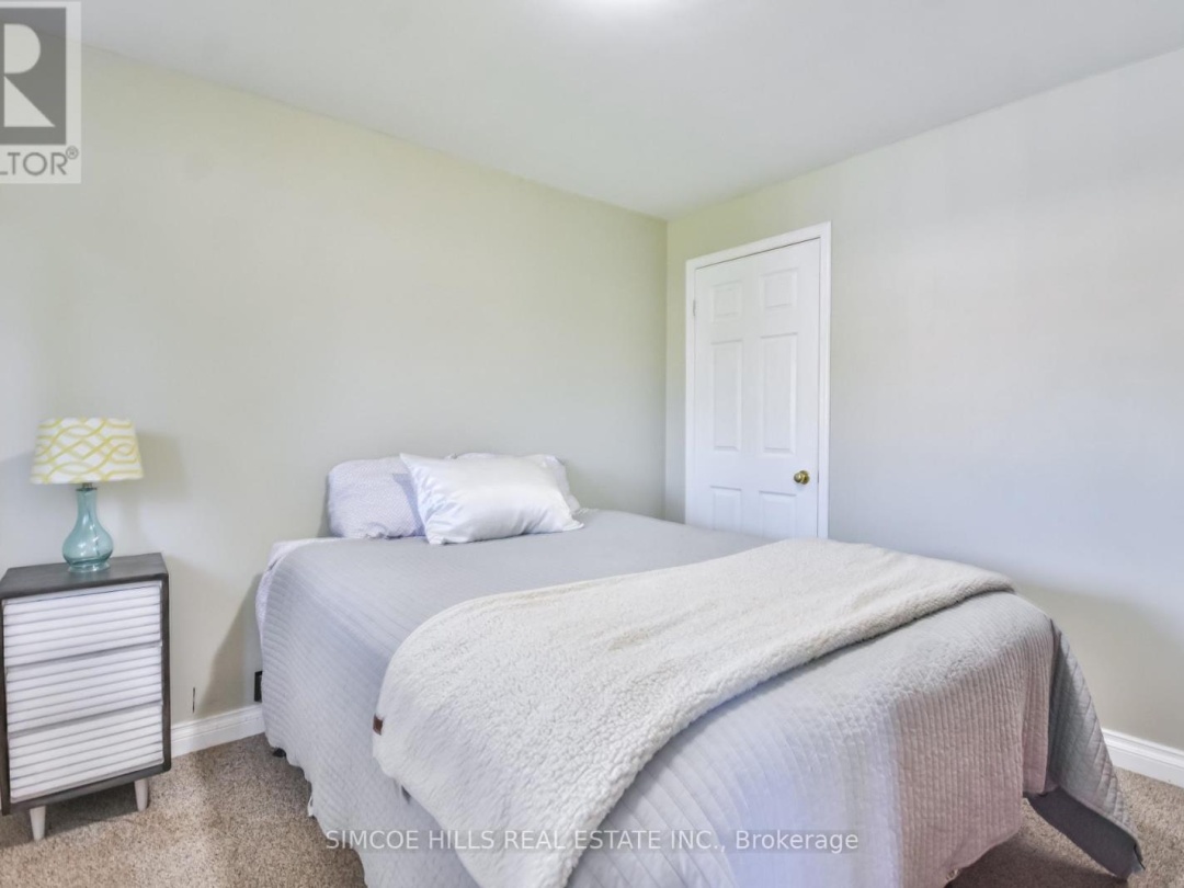73 VANESSA DRIVE, 