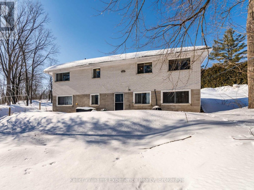 229 MOUNTAIN AVENUE, Tay (Waubaushene)