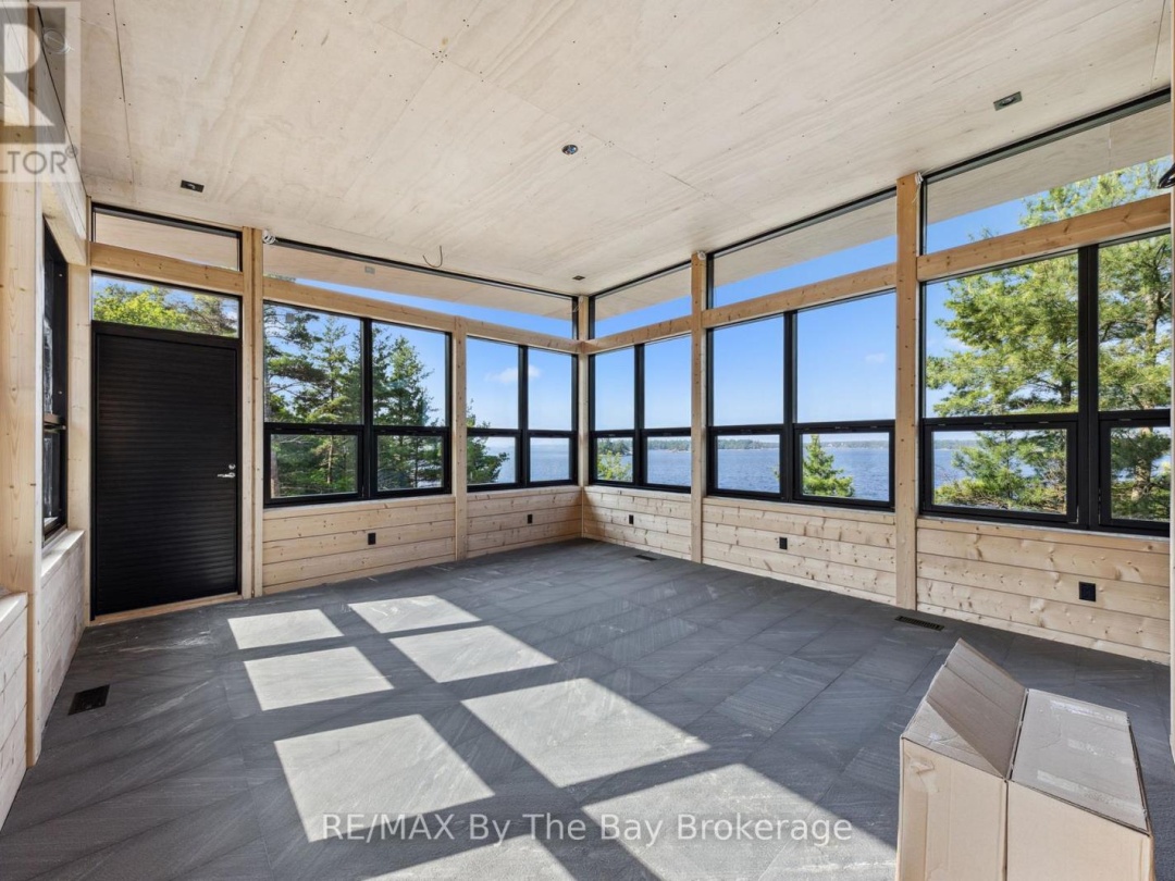 11324 ISLAND 1810/BONE ISLAND, Georgian Bay