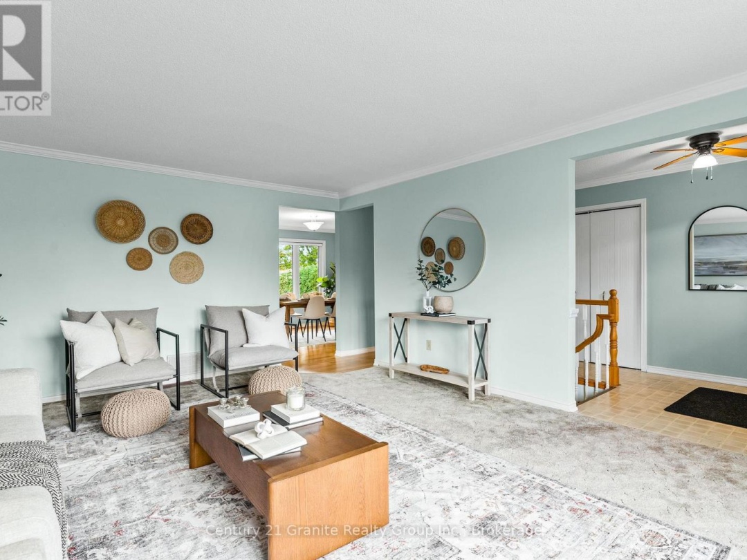 34 CEDARTREE LANE, 