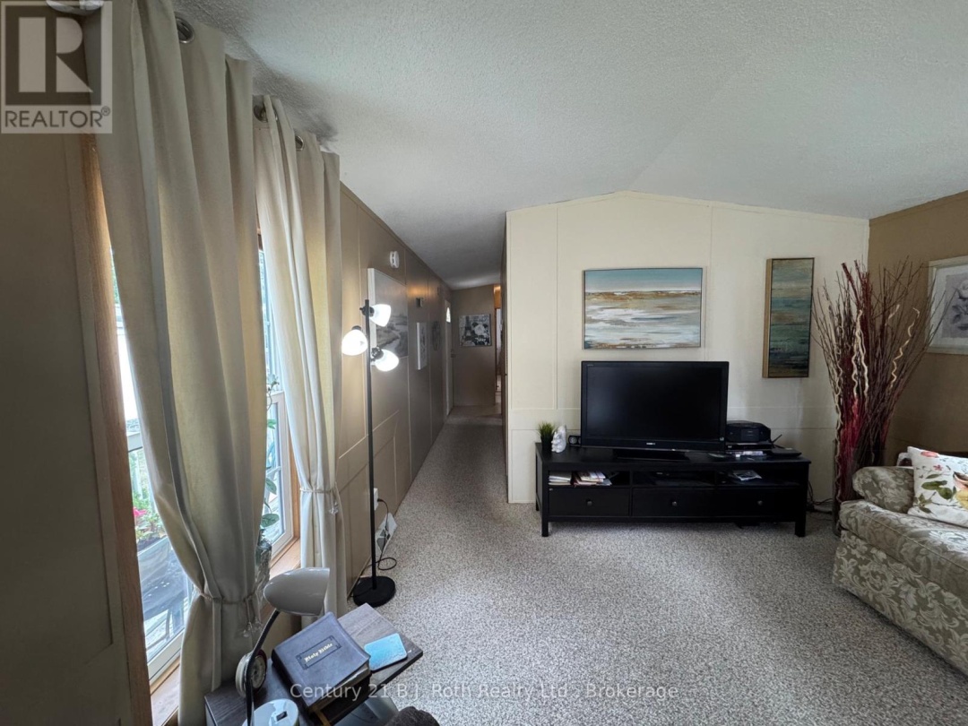 4105 SPRUCE ROAD, 