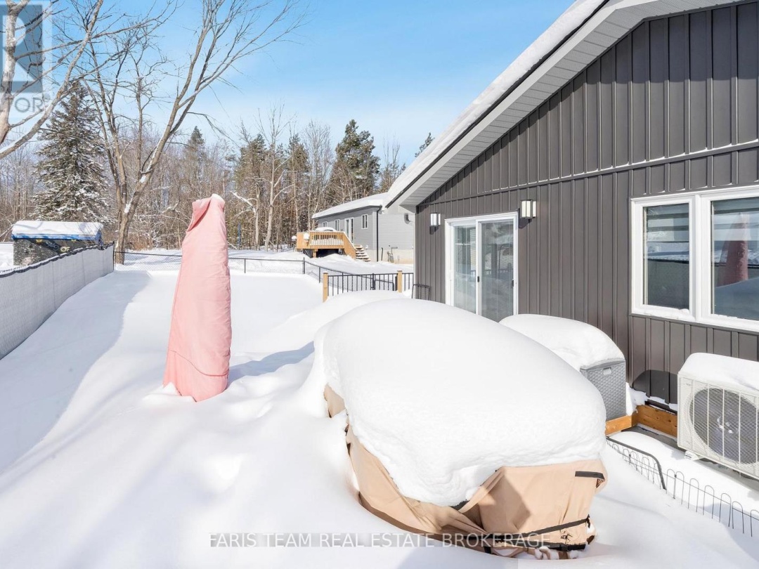550 SECOND AVENUE, Tay (Port McNicoll)