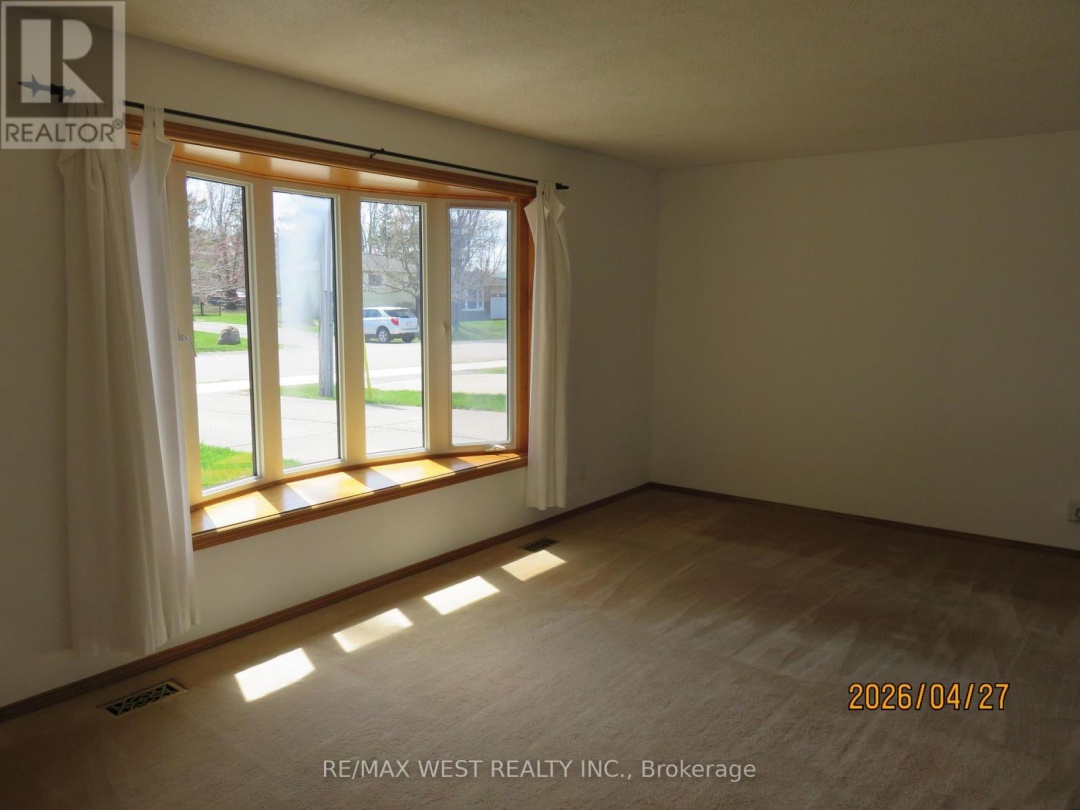 346 LAKELAND CRESCENT SE, Brock (Beaverton)