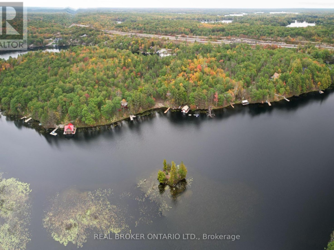 744 ISLAND 10/BAXTER LAKE, Baxter Lake